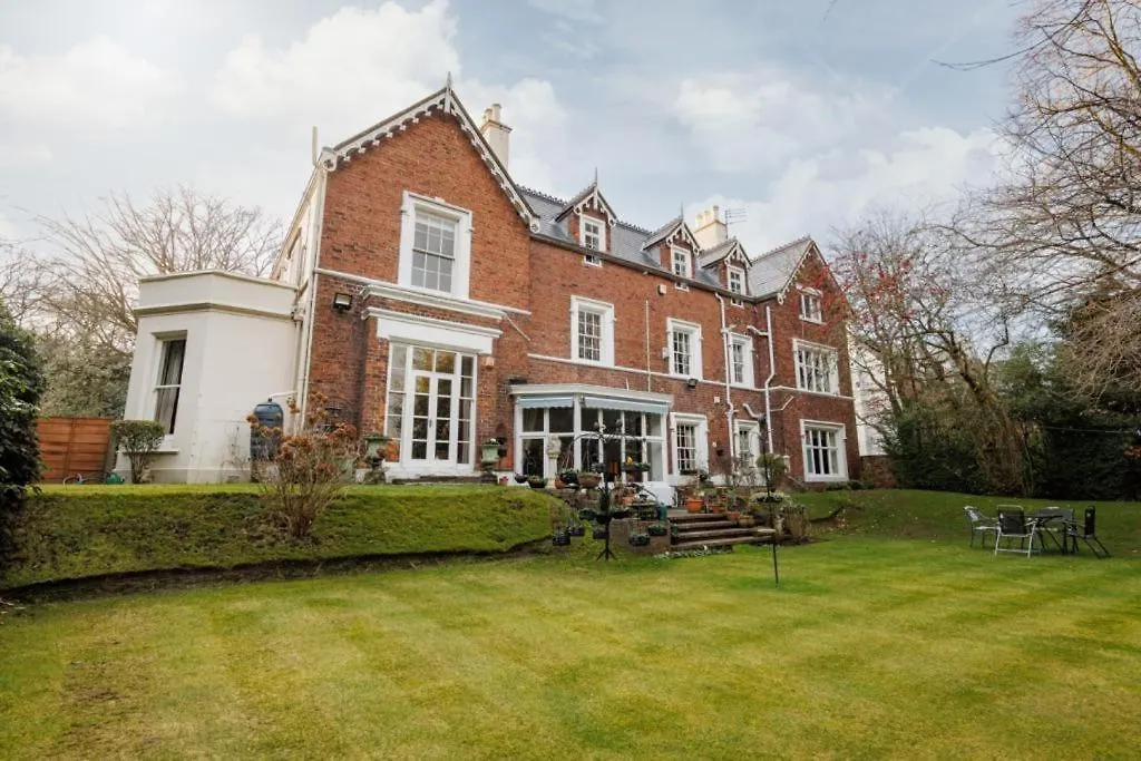 Mossley Hill Retreat-1