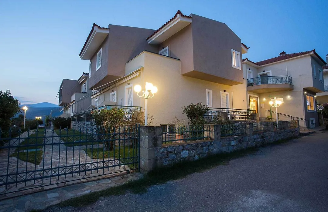 Remvi Hotel - Apartments-1