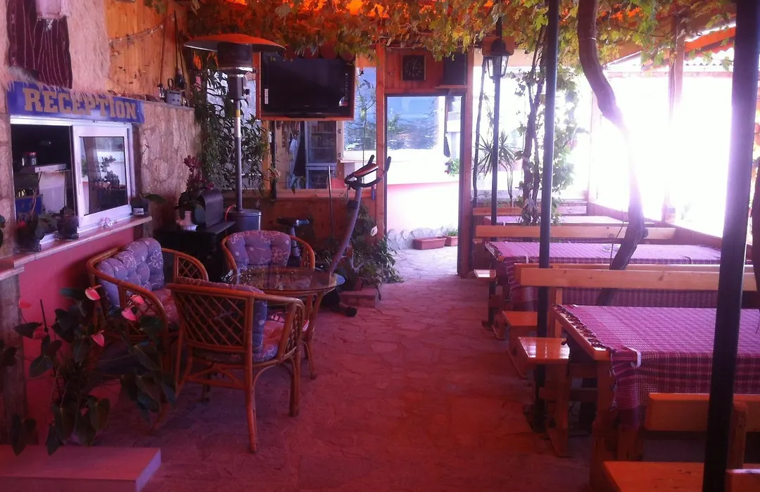 Hotel Poseidon-1