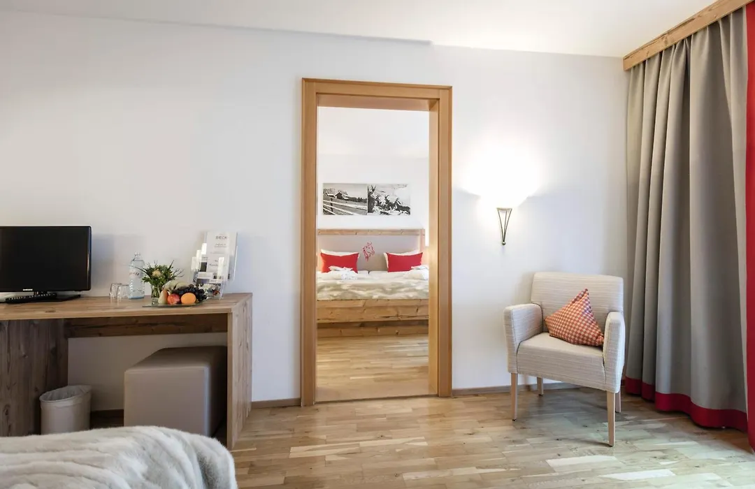 Alpenlodge - Das Dorfhotel-1