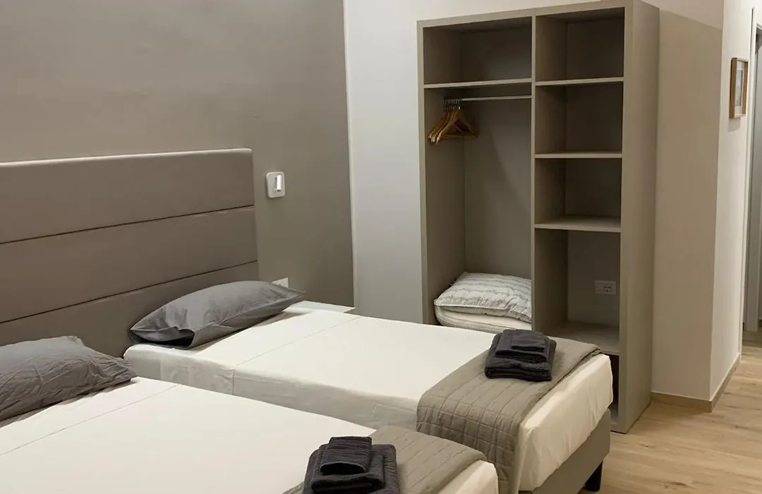 Fla Rooms-1
