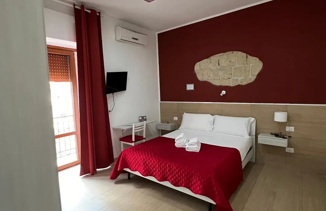 B&B Napoli Central Gate-1