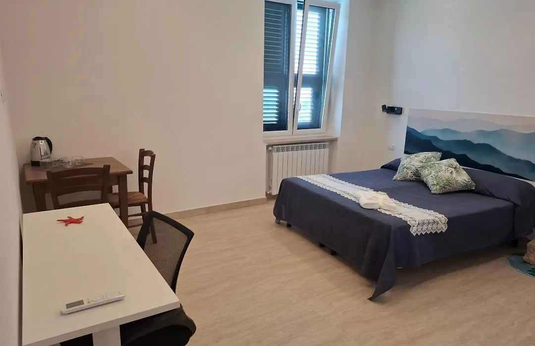Sea Stone B&B-1