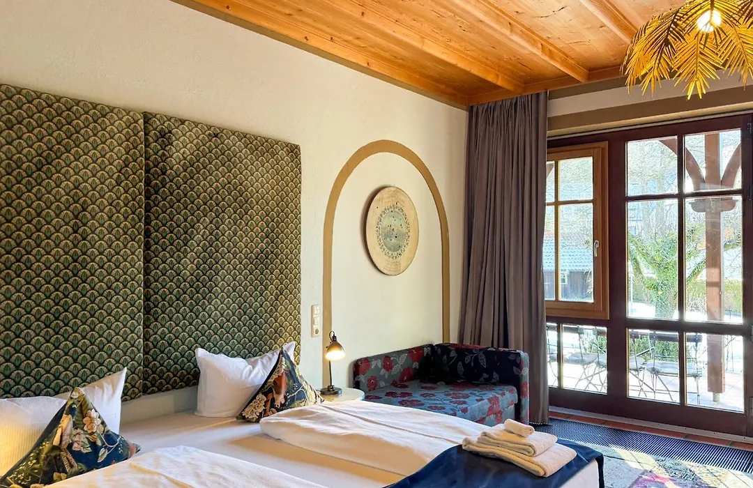 Villa Fantasia Budget Boutique Hotel-1