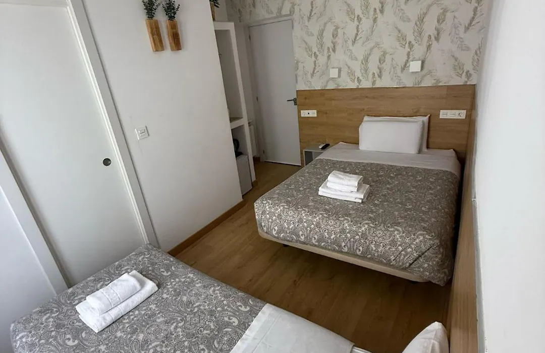 Hostal Esparteros-1
