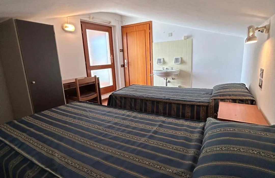 Casa Vacanza - Casa Del Padre Nascimbeni-1