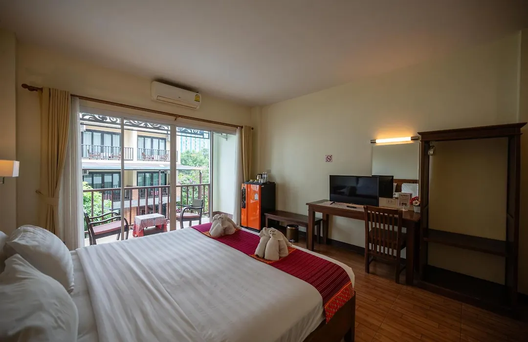 Riverside House Hotel-1