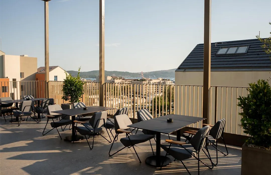 Siro Porto Montenegro-1