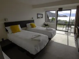 Hawea Hotel-1