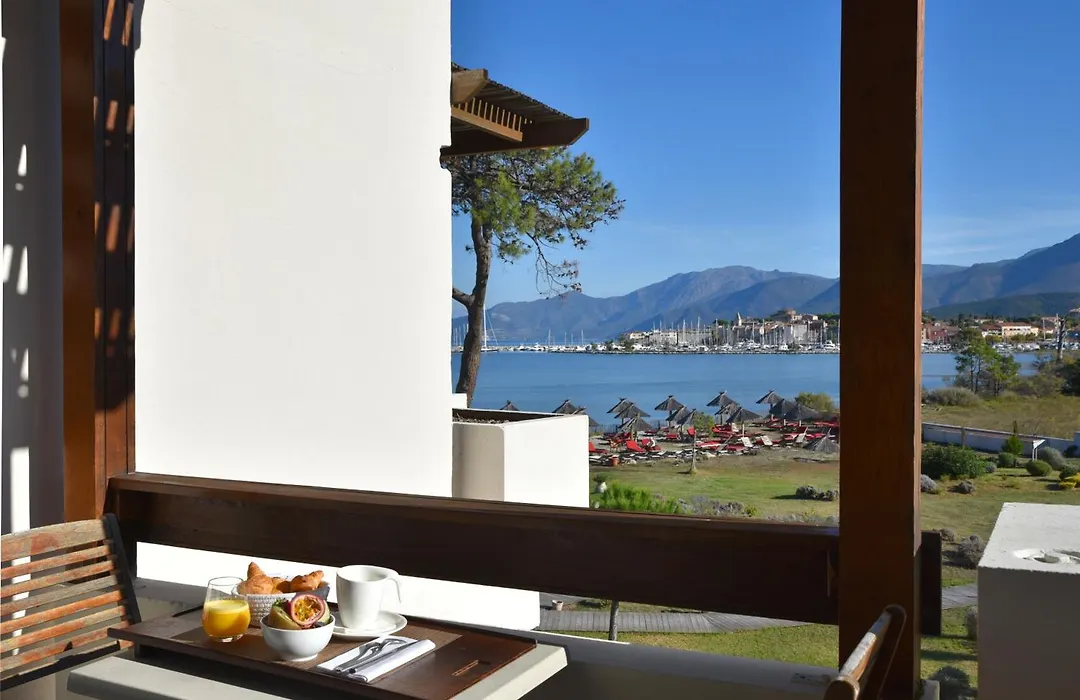 Hotel La Roya-1