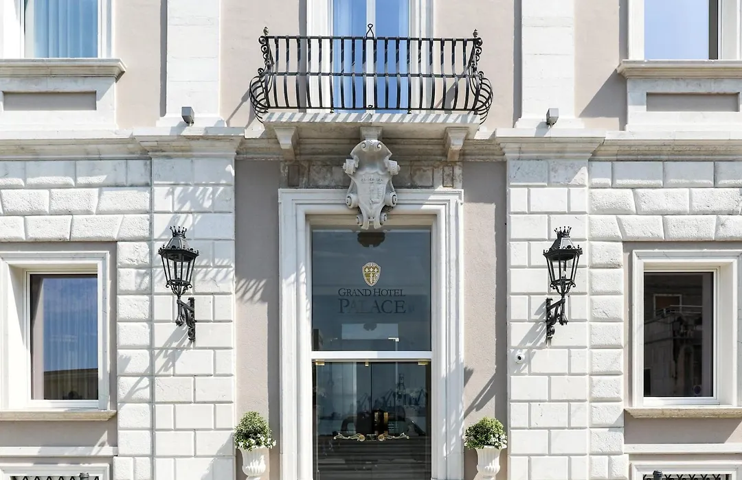 Grand Hotel Palace-1