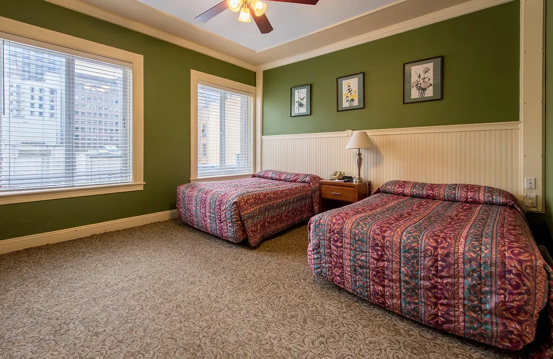 Grant Hotel-1