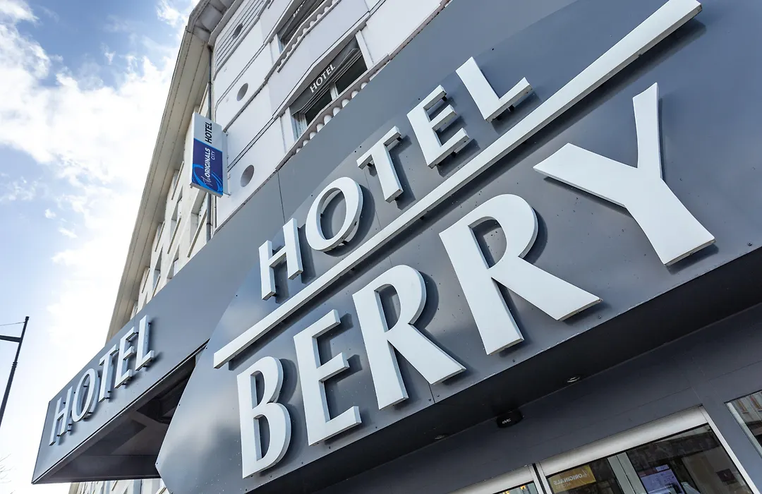 Hotel The Originals City Le Berry - Proche Centre-Ville - Gare-1