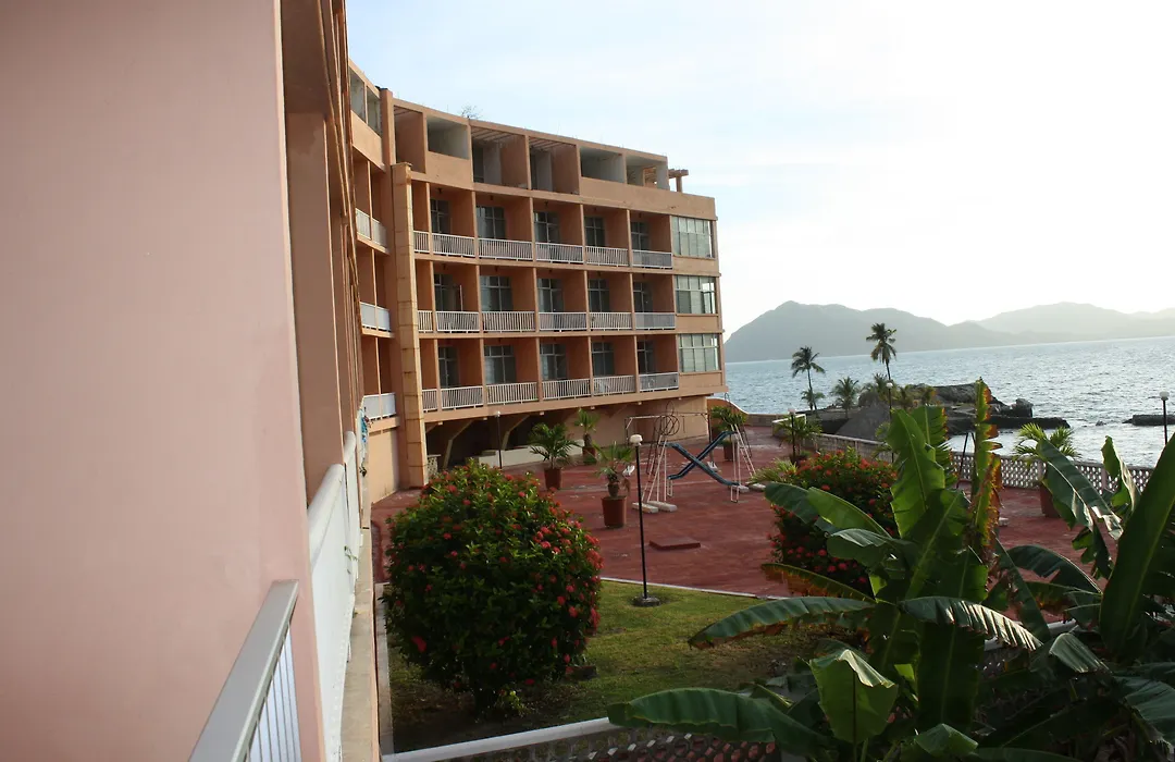Playa De Santiago-1