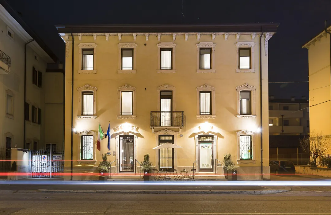 Hotel Fontana Verona-1