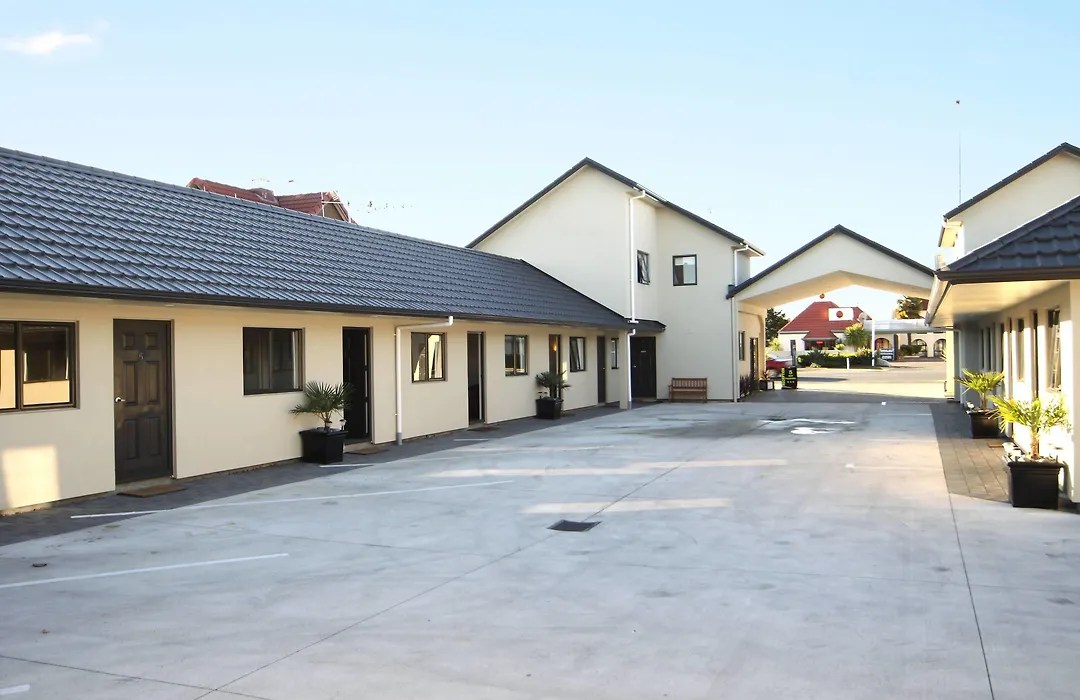 Ballinor Motor Inn-1