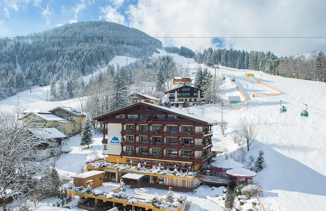 Alpin- Das Sporthotel, Summercard Included May - September-1