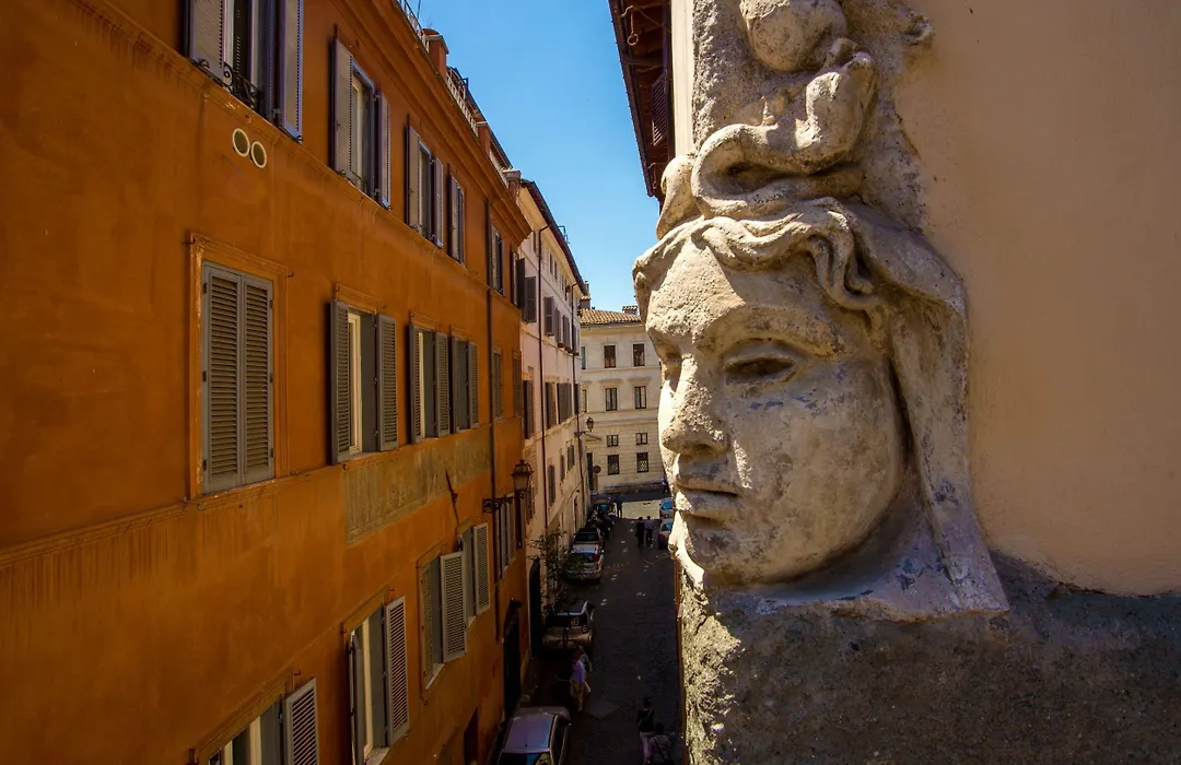 Palazzo Medusa-1