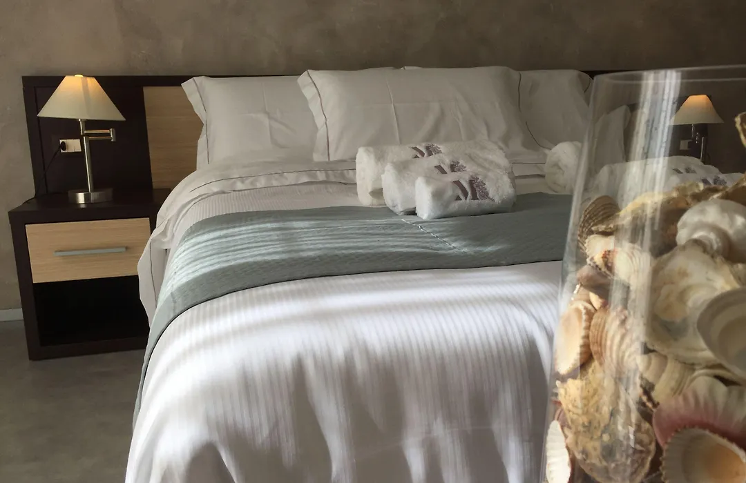 Marricriu Beb Rooms And Pool Avola-1