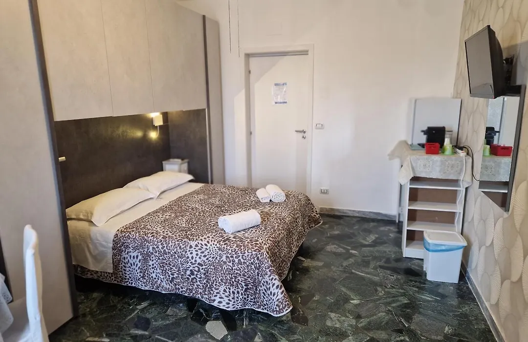 B&B GANAJ - Corso Italia 89 - BARI-1