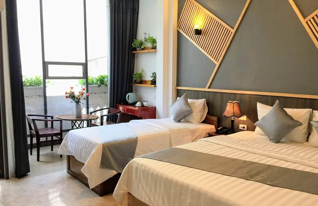 Na Nue Hotel-1