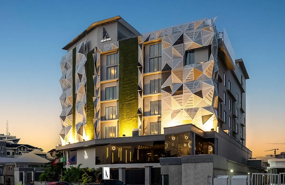The Art Hotel-1