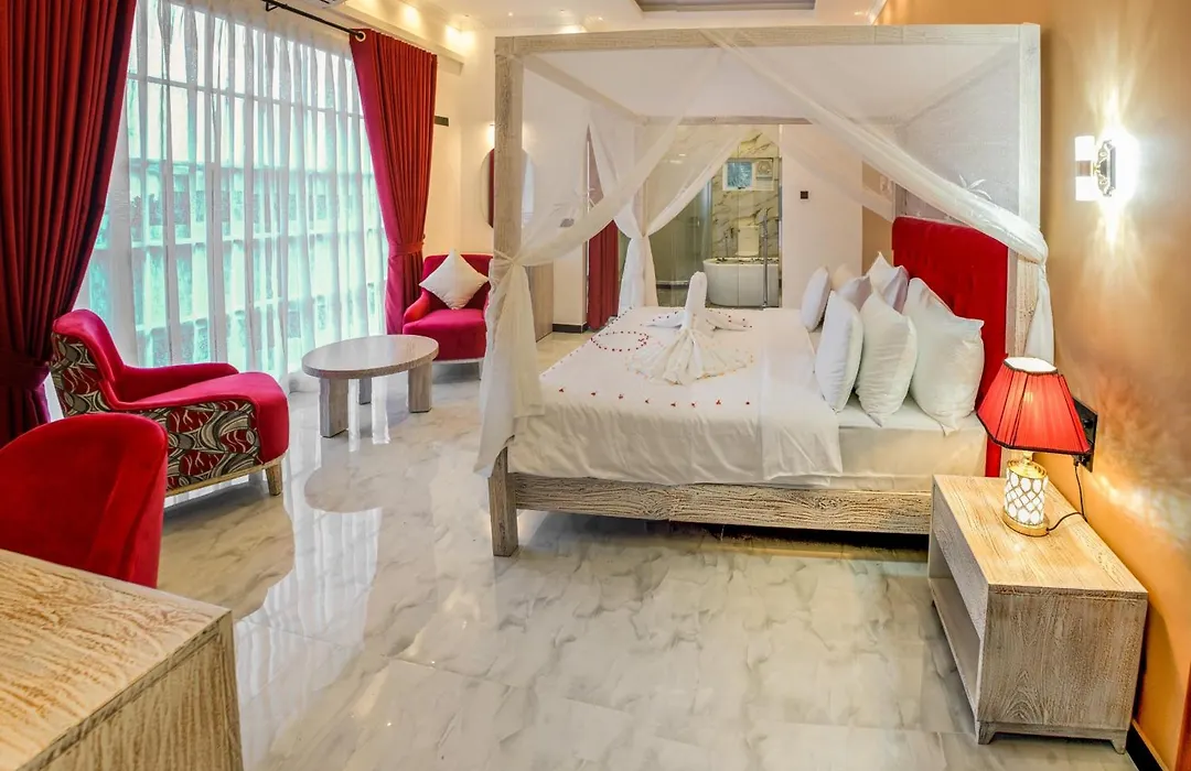 White Land City Hotel-1