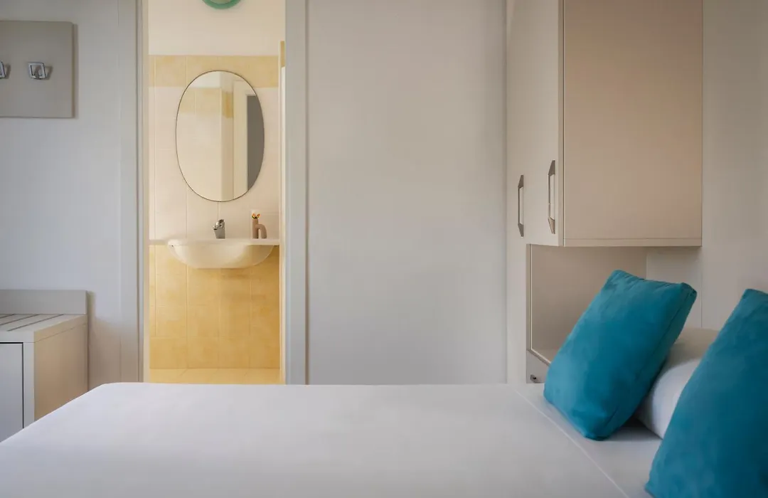 Hotel Caravel B&B-1