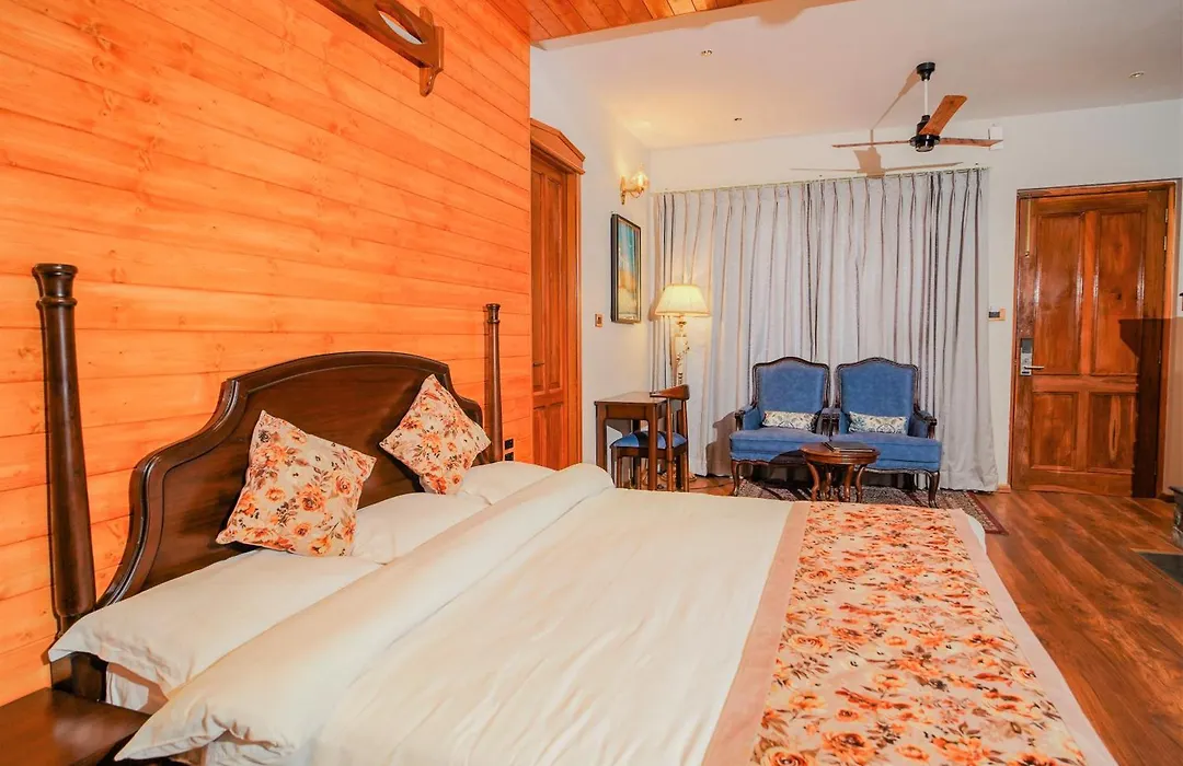 Neelesh Inn - Luxury Lake View Resort With Swimming Pool On Bhimtal Lake-1