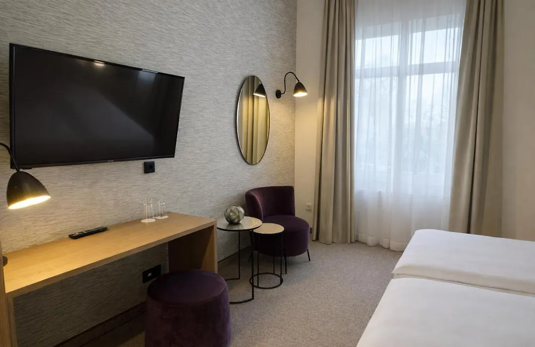 DORMERO Aparthotel Stralsund-1