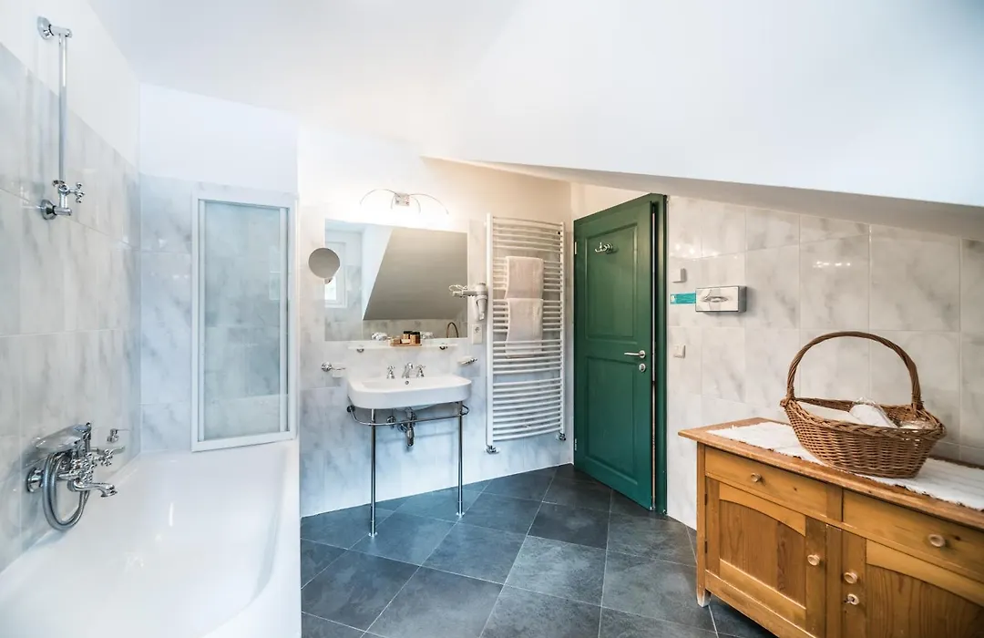 Hotel Dolomitenhof&Chalet Alte Post-1