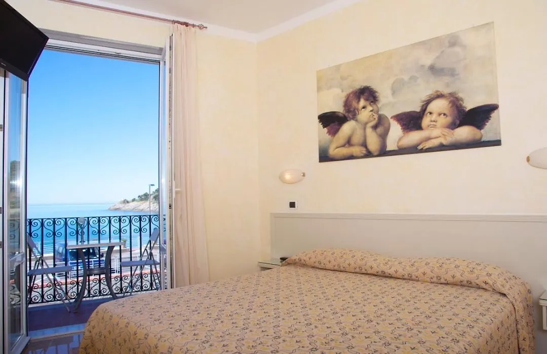 Hotel Feluca-1