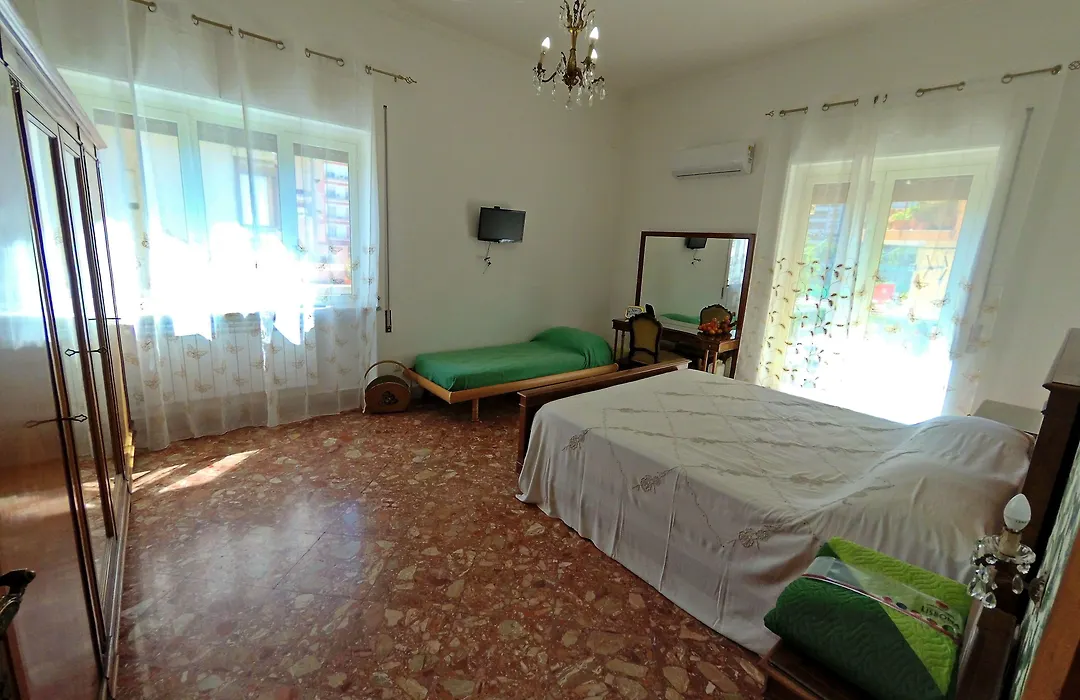 Olivarooms-1