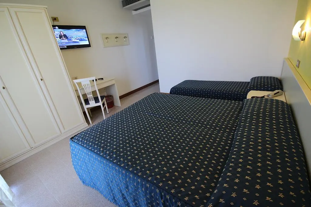 Hotel Roma-1