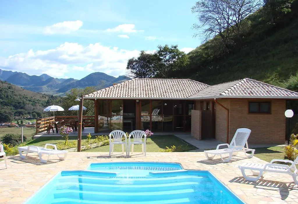 Chalés Montanha Pousada-1