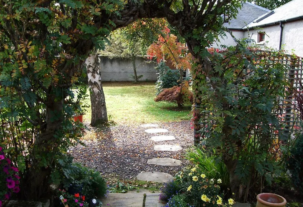 Clarke Cottage Guest House-1