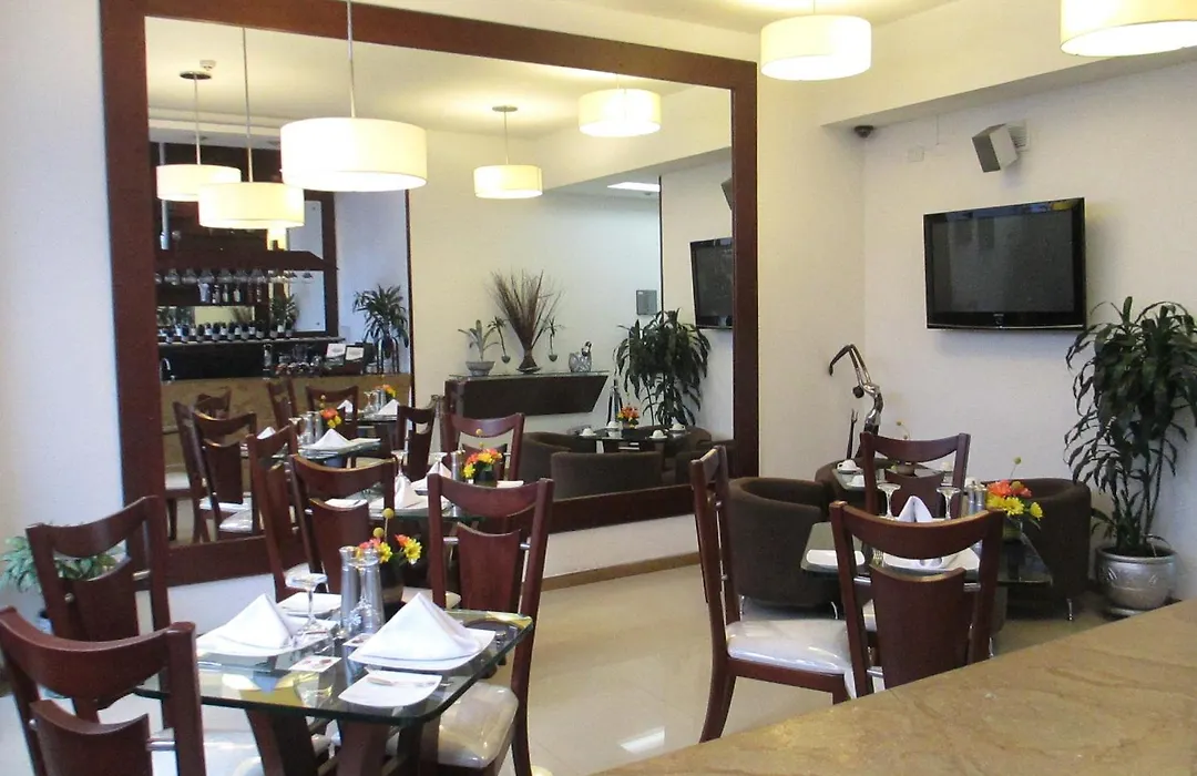 Hotel Platinum Suite-1