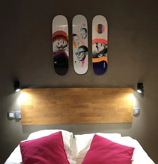 Street Art Hotel-1