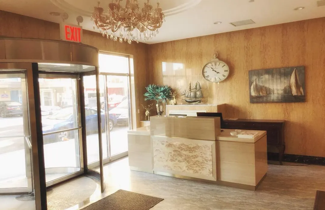 Mayfair Inn And Suites-1