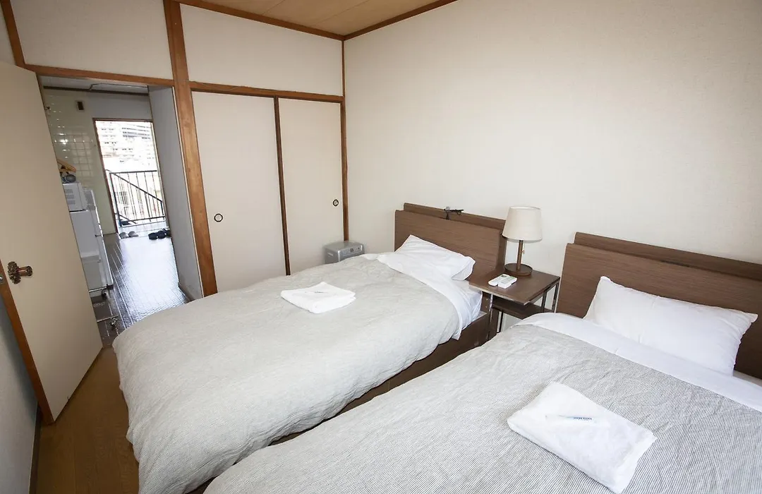 Lazy House-1