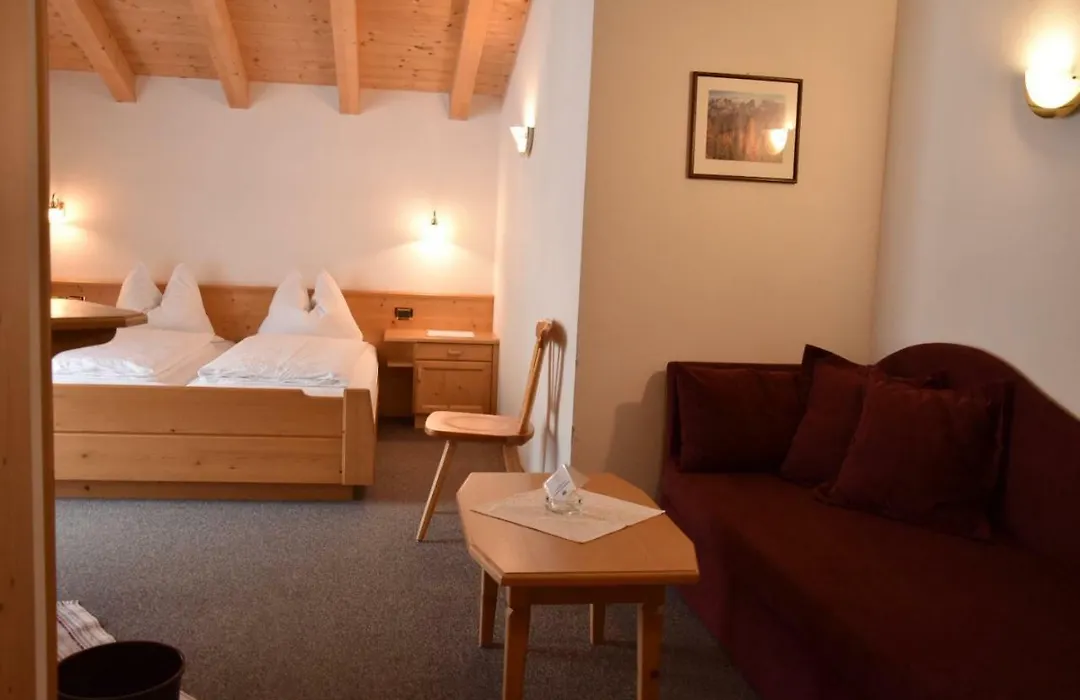 Garni Haus Tyrol-1