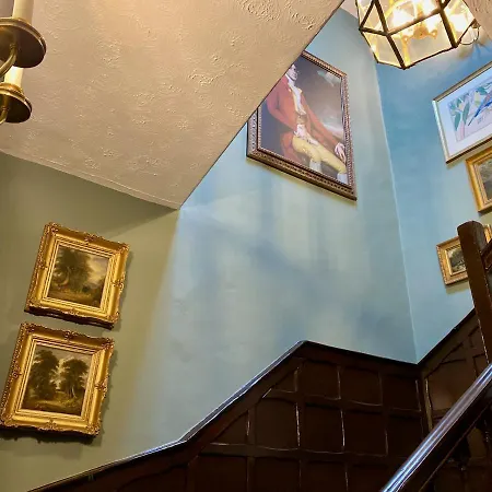 Grove House-3