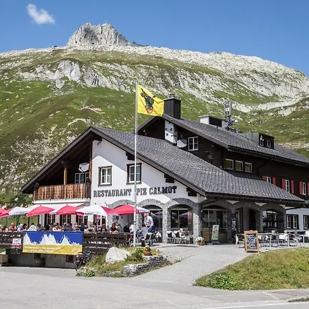 Berggasthaus Piz Calmot-2