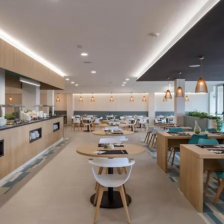 Ohasis Boutique Suites-2
