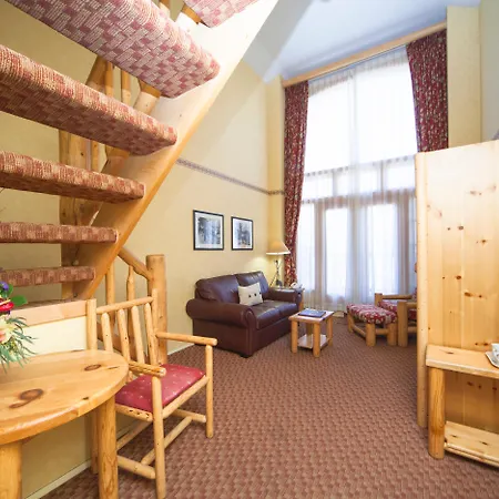 Brewster Mountain Lodge-2