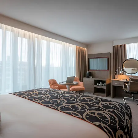 Clayton Hotel Charlemont Dublin City-2