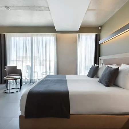 Azur Hotel By St Hotels-3