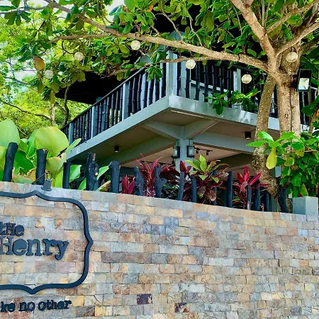 The Henry Resort Taramindu Laiya-3