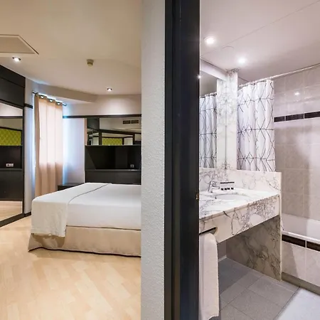 Hotel Punt 14 Barcelona Gava Mar-2