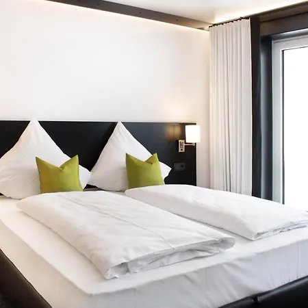 Mdg Hotel By Wmm Hotels-3